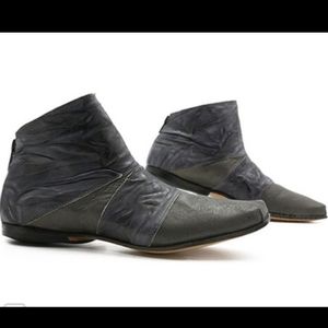 Cydwoq Vintage "Shade" Leather Ankle Boots 37/7